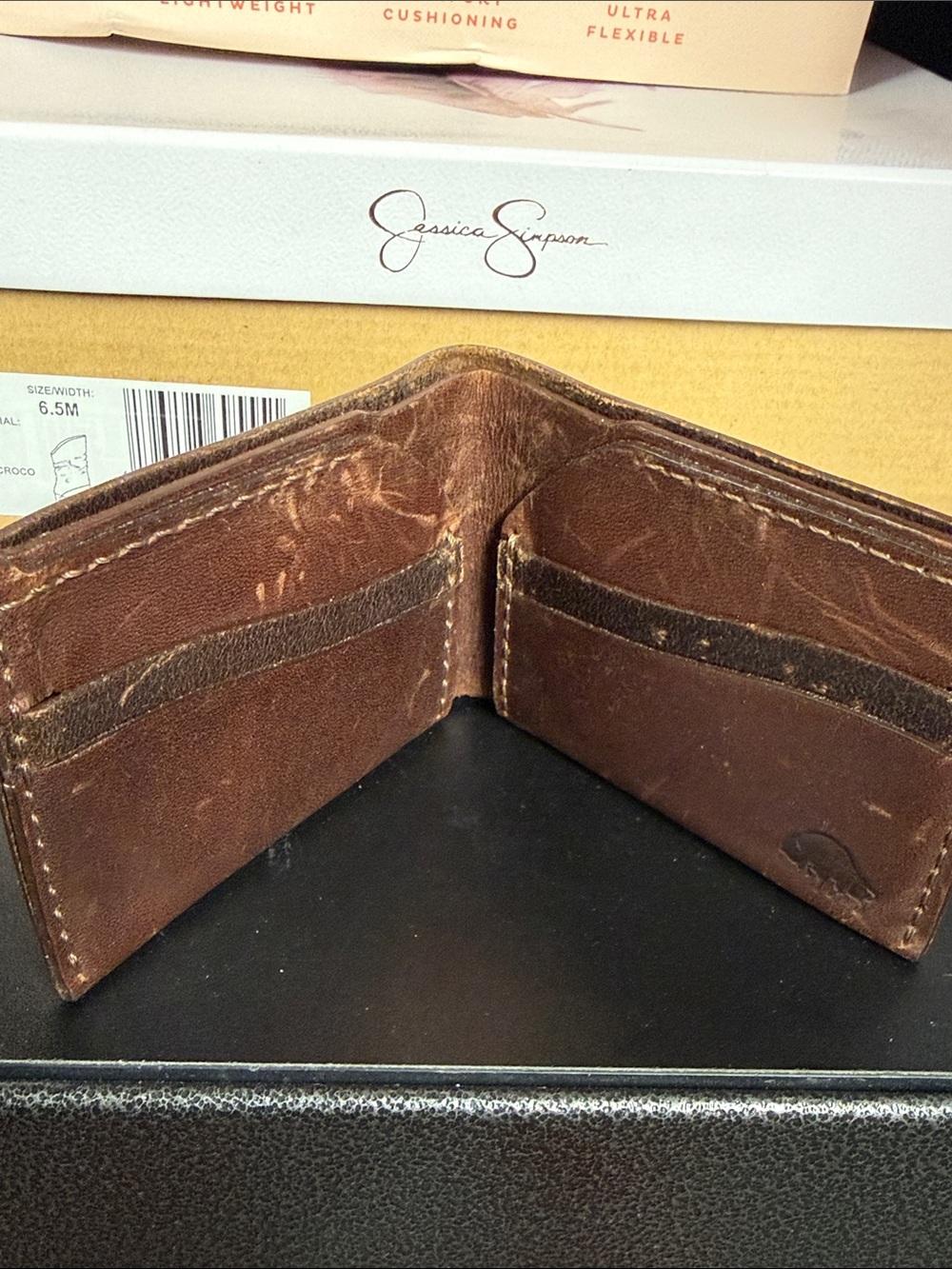 EZRA ARTHUR Men's Brown Pure Leather Bifold Wallet USA Made